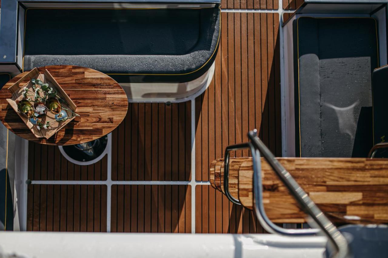 Myhouseboat 2 Hotel Moerbisch Am See Exterior photo