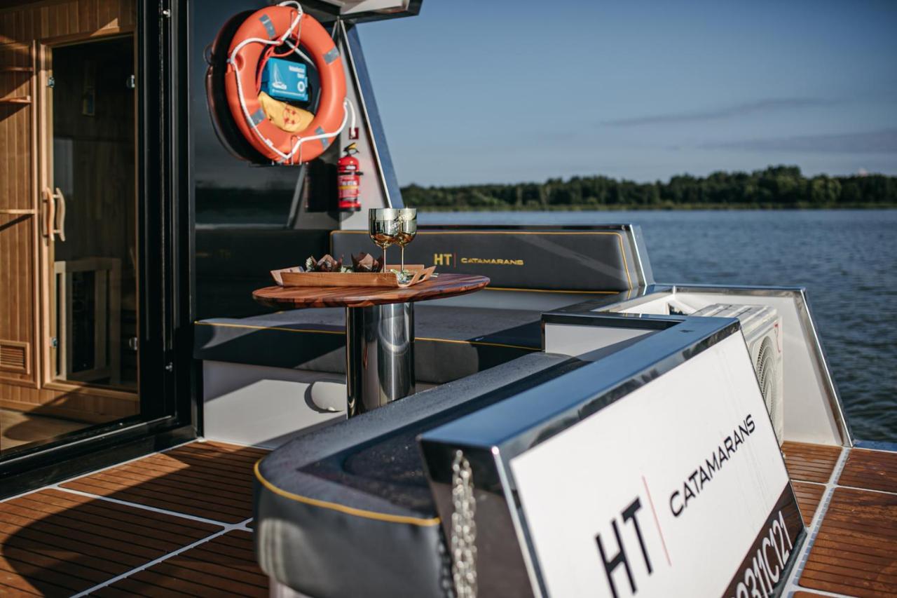 Myhouseboat 2 Hotel Moerbisch Am See Exterior photo